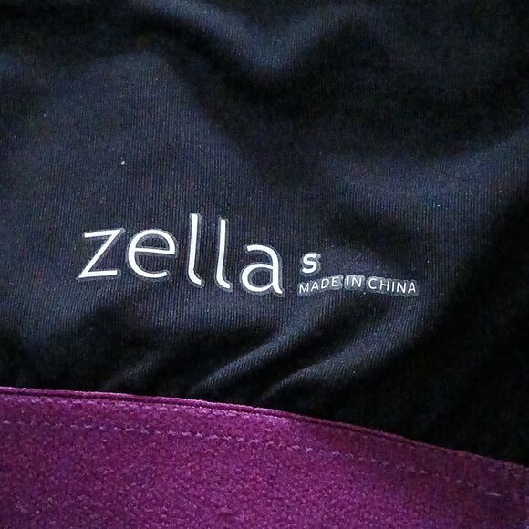 Zella athletic purple tank top with cross over straps in back Sz S NWOT - Picture 5 of 5